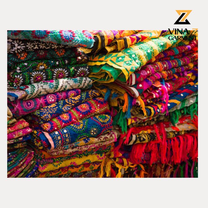 india-wholesale-fabric-market-is-a-haven-for-textile-lovers-6